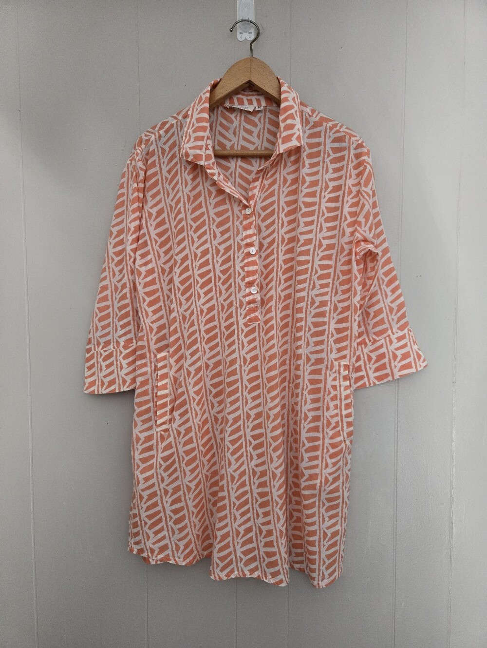 Blu Threads Rockflowerpaper Tunic Dress Pockets Coral Print Lightweight Breezy M